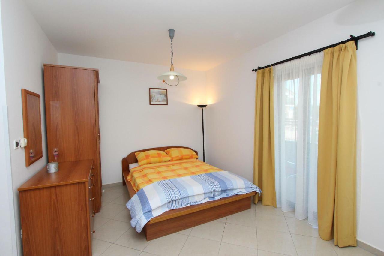 Apartments Villa Mara Rovinj Exterior photo