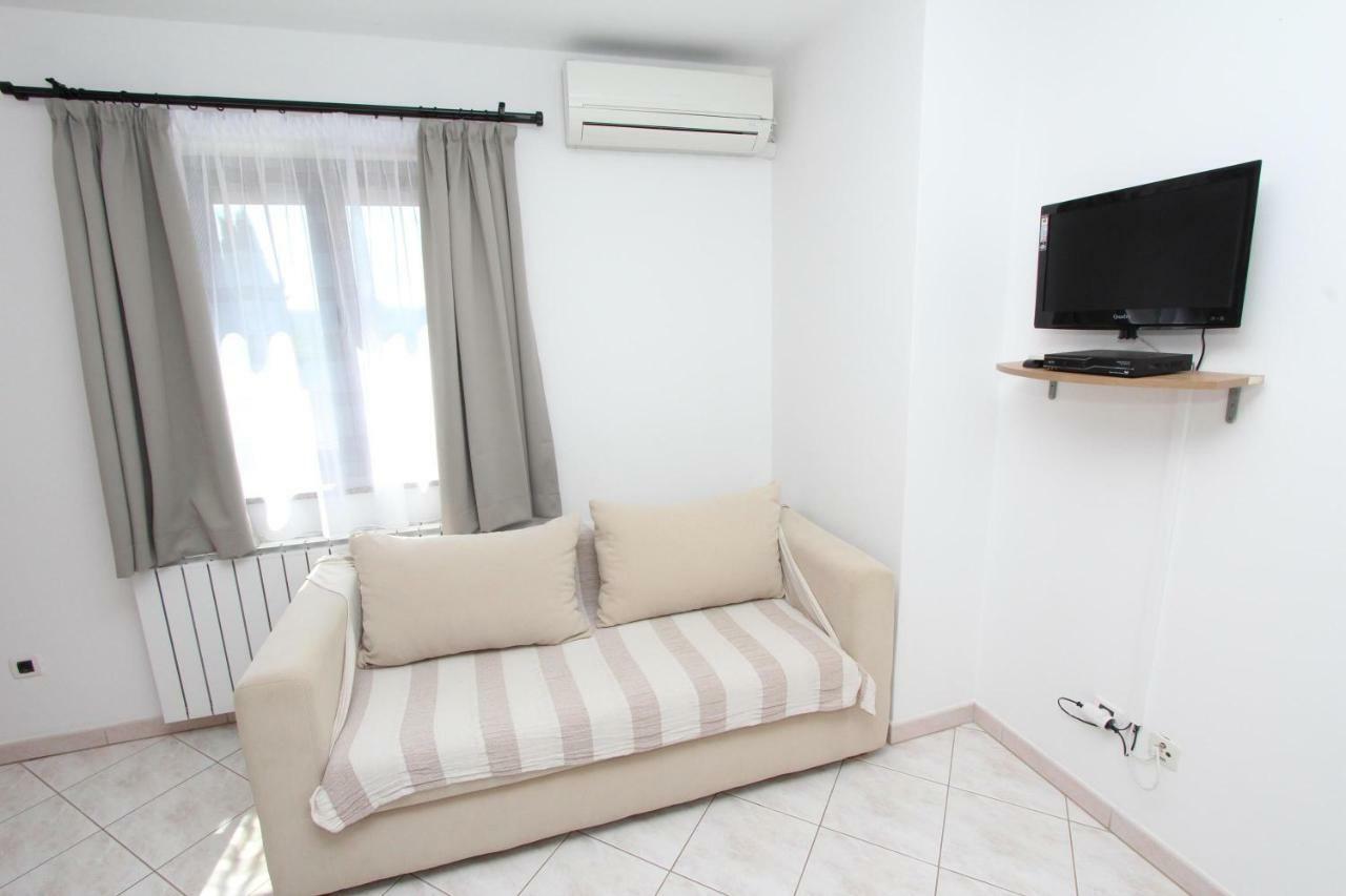 Apartments Villa Mara Rovinj Exterior photo