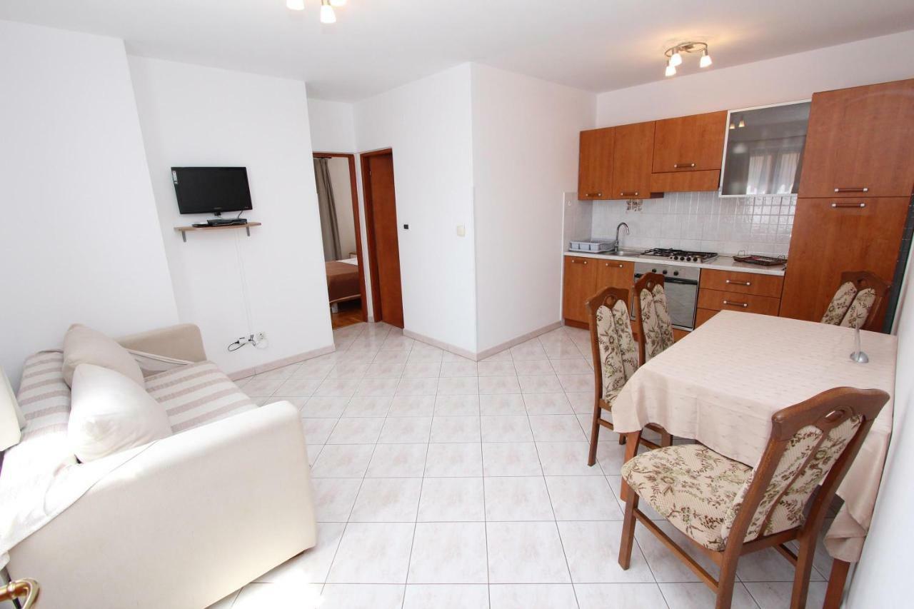 Apartments Villa Mara Rovinj Exterior photo
