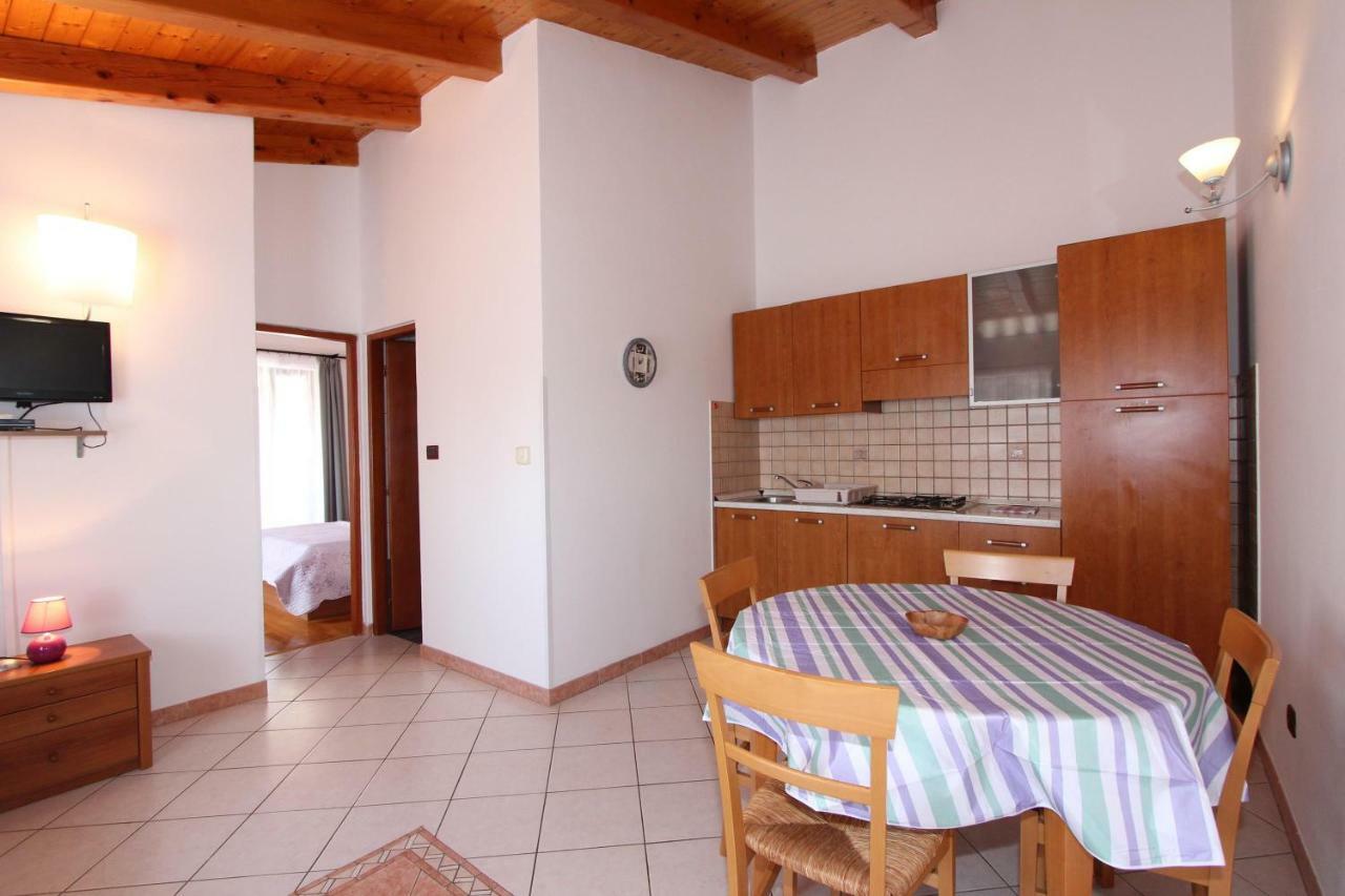 Apartments Villa Mara Rovinj Room photo